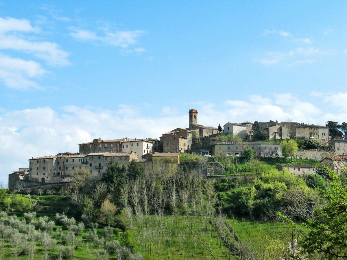 Podere Poggio Corbo 121S Hotel Chiusdino Eksteriør billede